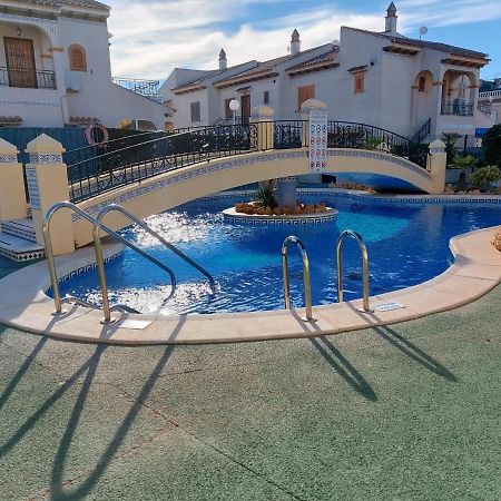 Casa Chloe, Urbanizacion Privada Villa Torrevieja Kültér fotó
